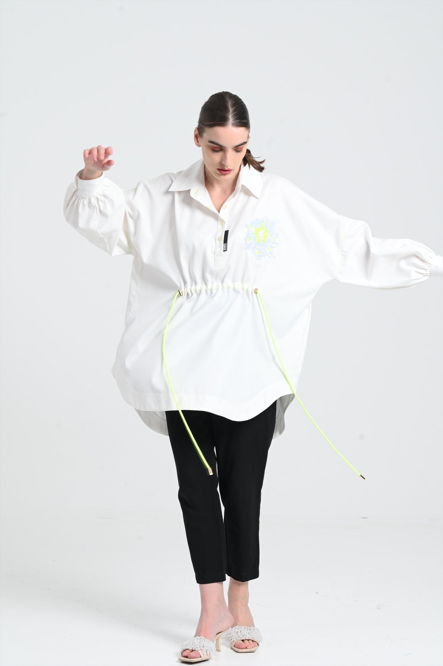 White and yellow shirt, one size