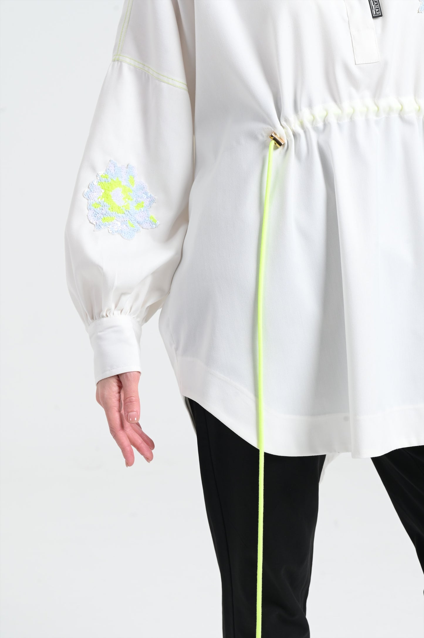 White and yellow shirt, one size