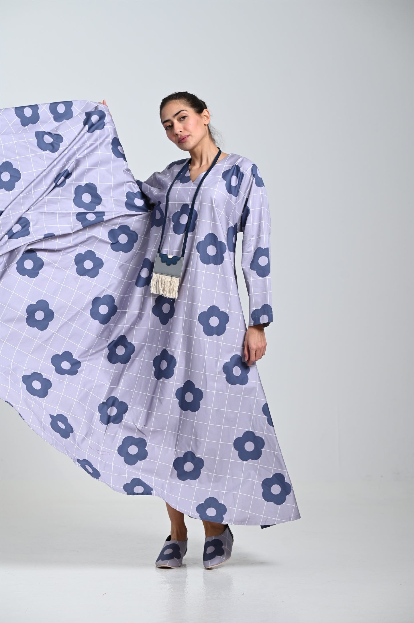 Light blue dress & leather necklace