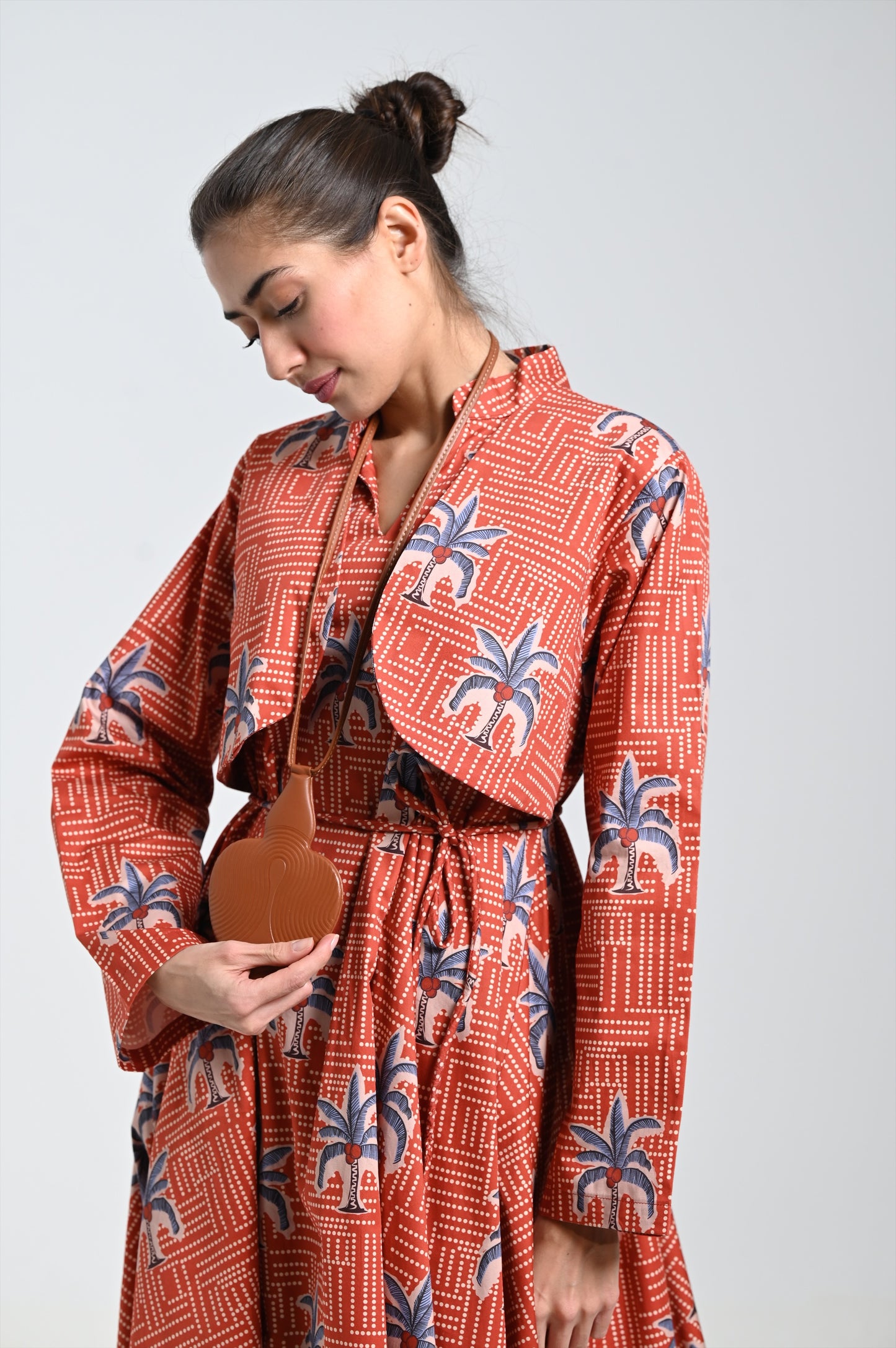 Bronze dress with palm tree print & leather necklace